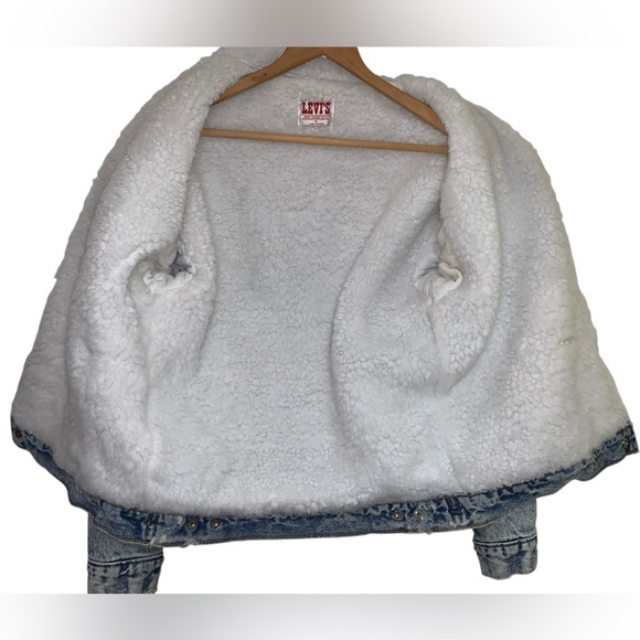 Vintage Levis 1980’s Acid Wash Sherpa Trucker Men’s Jean Jacket Size S/Women’s M - Picture 5 of 12